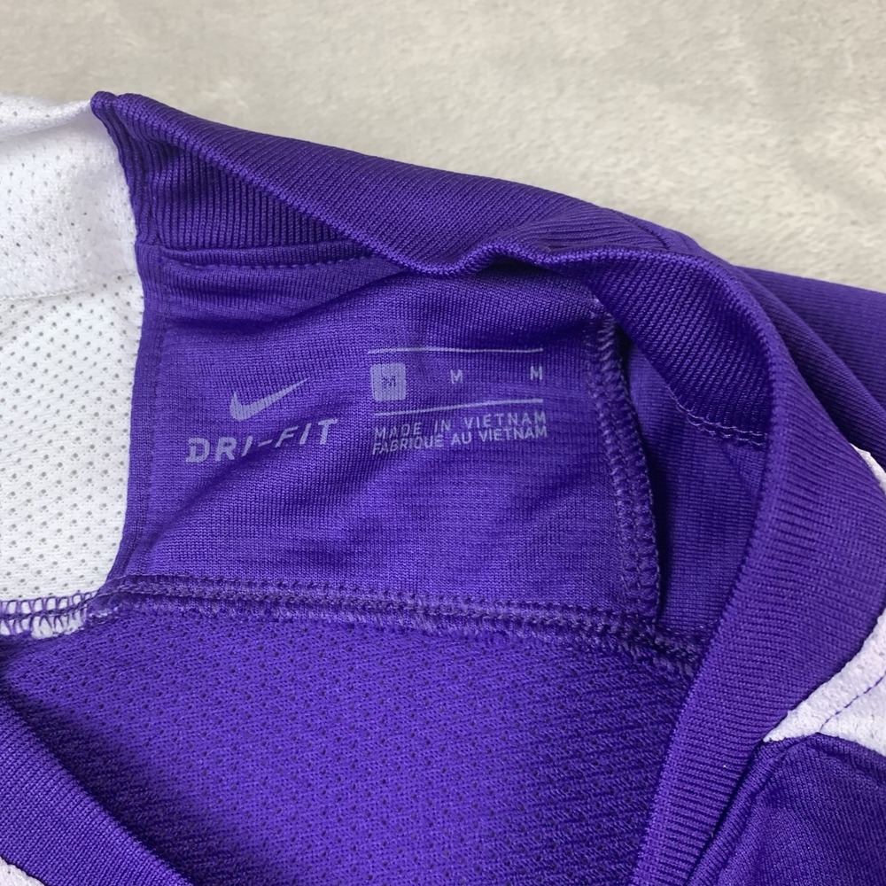 New Nike Short Sleeve Legend Soccer Jersey Men Medium Purple Dri Fit AJ1013 - Picture 5 of 7